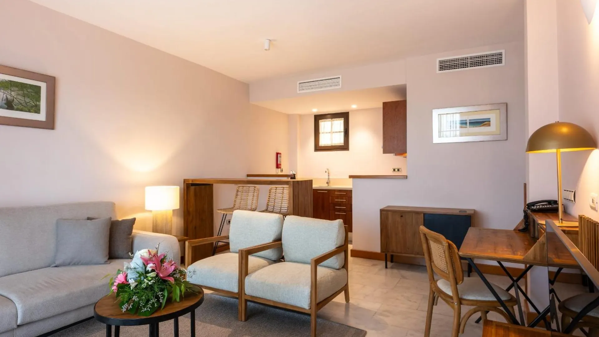 Hotel Suite Villa Maria Costa Adeje 5*,